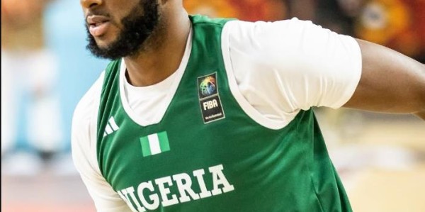 天博棋牌-越秃越强！奥科吉16分6助3抢断 尼日利亚非锦赛3-0杀入八强